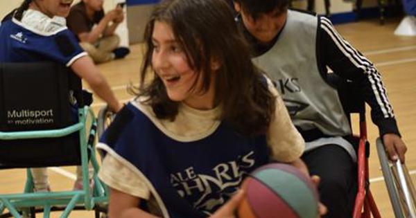 Holiday Club wheelchair basketball